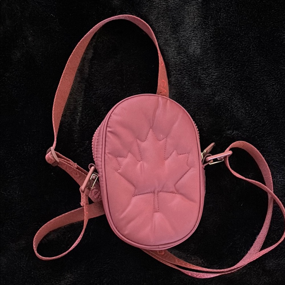 Team Canada x Lululemon Crossbody Purse